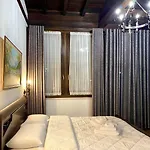 Hotel White House & Restaurant - Since 1999 Berat