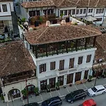 فندق White House & Restaurant - Since 1999