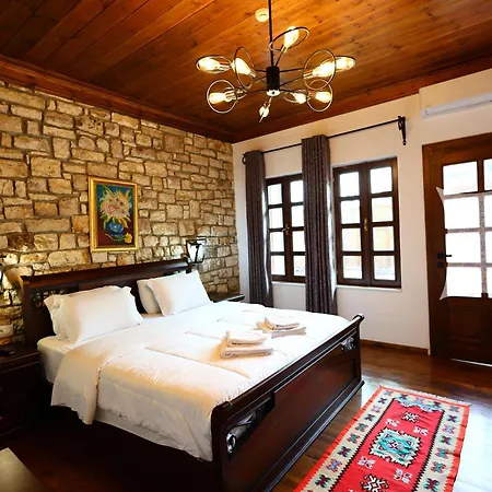 Otel White House & Restaurant - Since 1999 *
