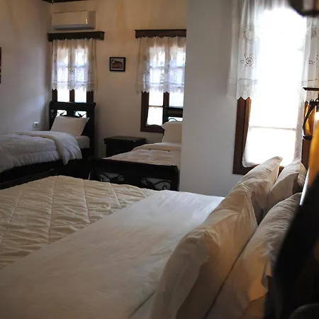 White House & Restaurant - Since 1999 *