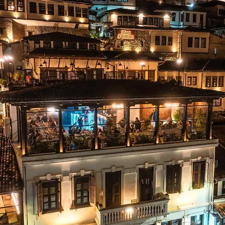 White House & Restaurant - Since 1999 Berat