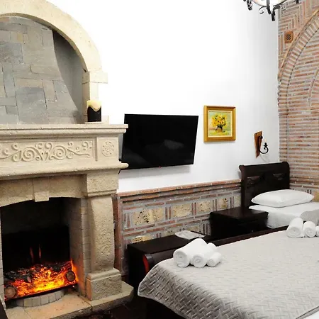 White House & Restaurant - Since 1999 * بيرات