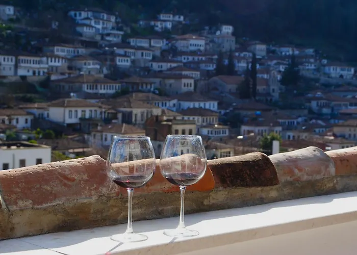 Hotel White House & Restaurant - Since 1999 Berat