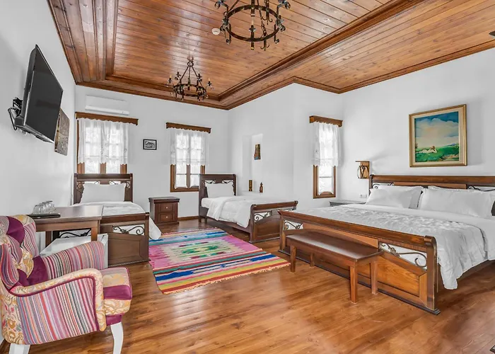 Hotel White House & Restaurant - Since 1999 Berat